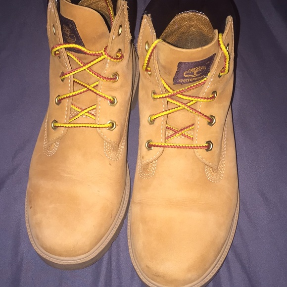 Junior 6 inch Premium Waterproof Timberland boots - Picture 1 of 5